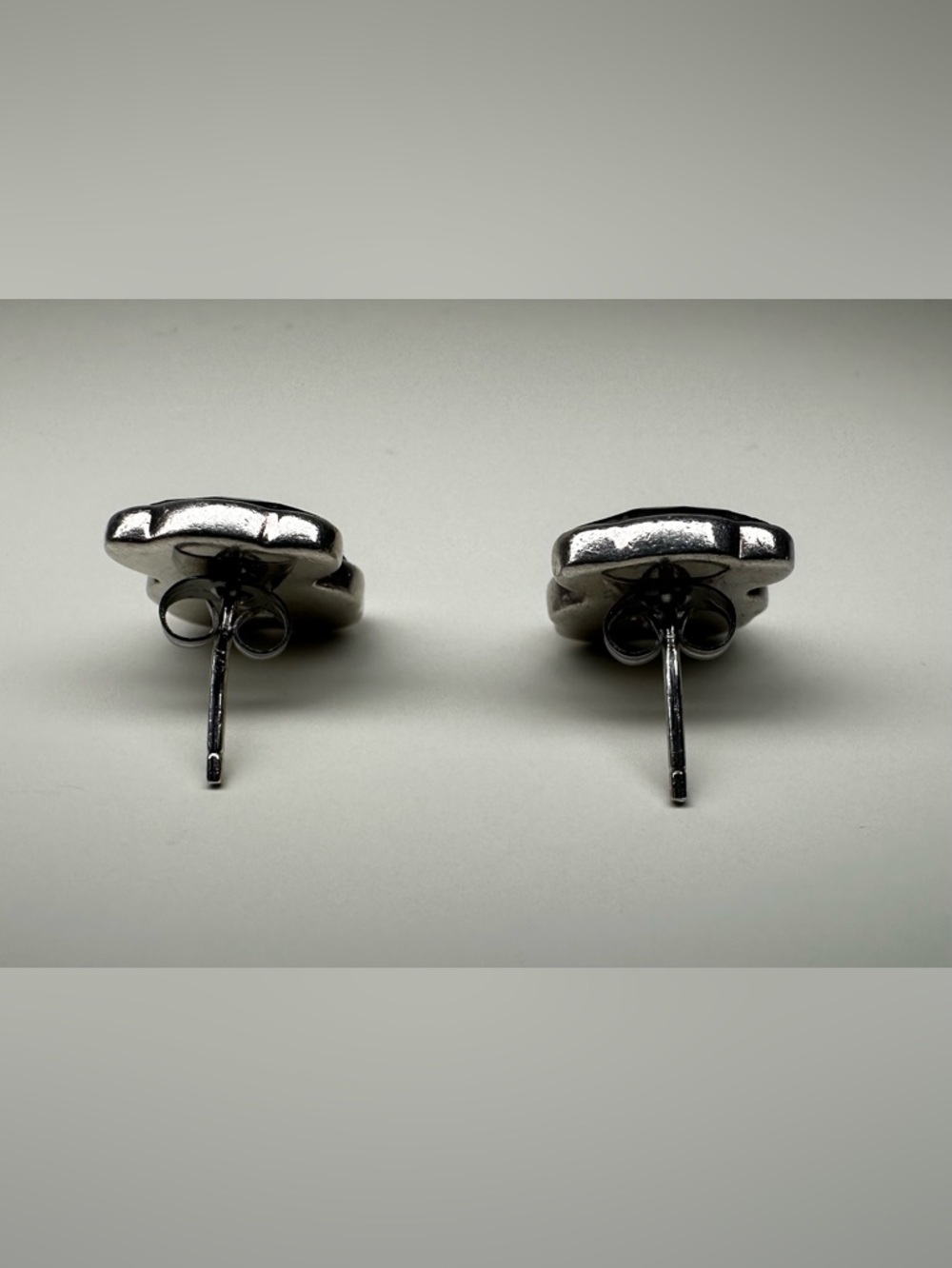 TOUS Sterling Silver and Onyx Earrings - Picture 4 of 11